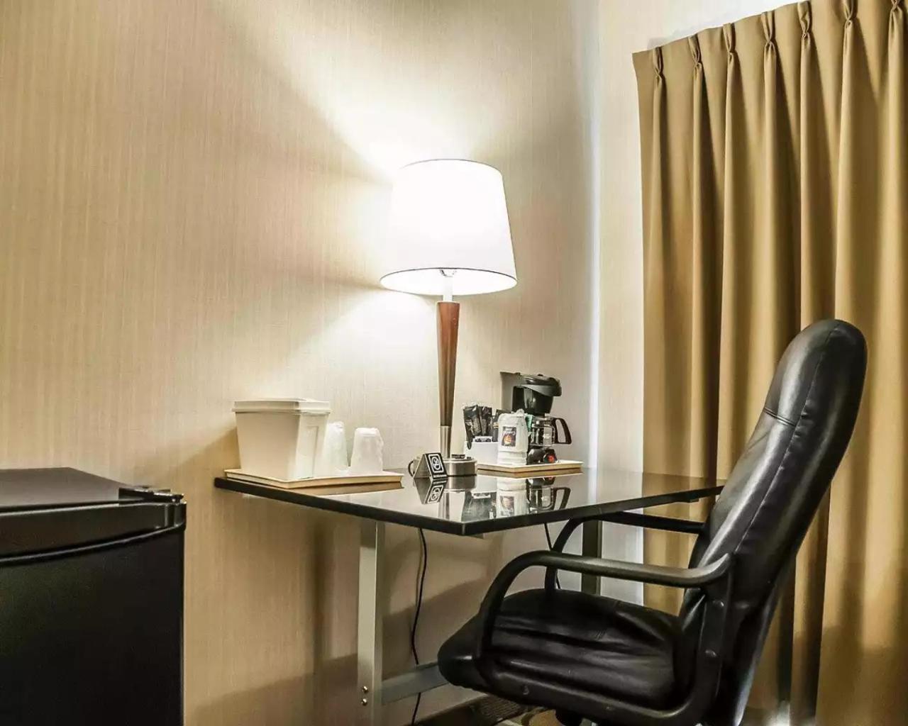 Comfort Inn Airport East Quebec City Ngoại thất bức ảnh