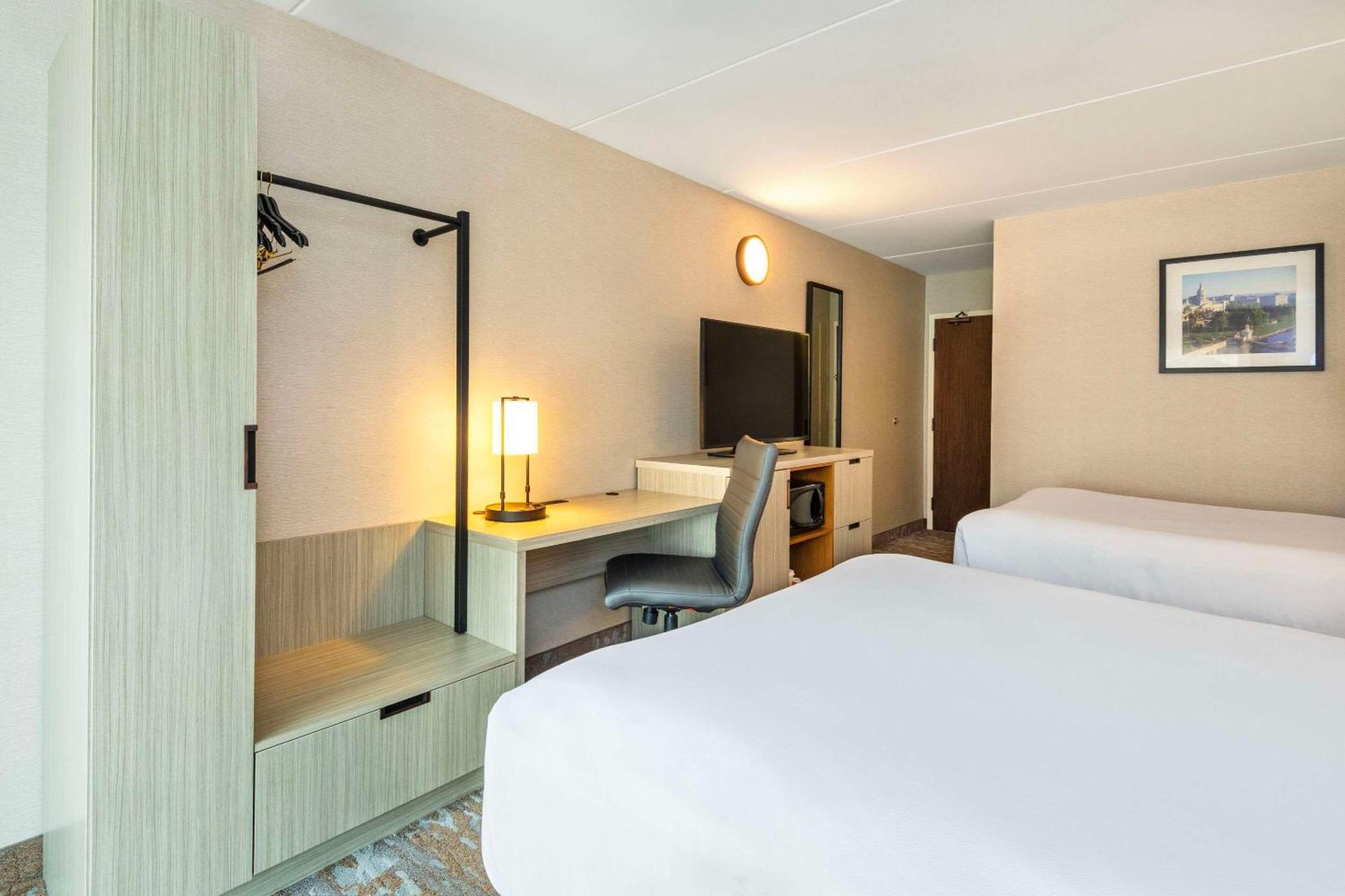Comfort Inn Airport East Quebec City Ngoại thất bức ảnh